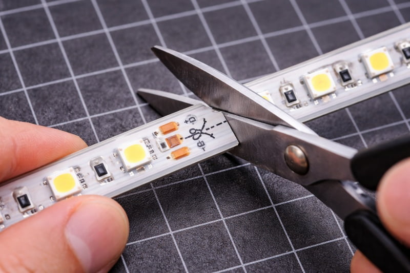 cutting led strip exactly on the line
